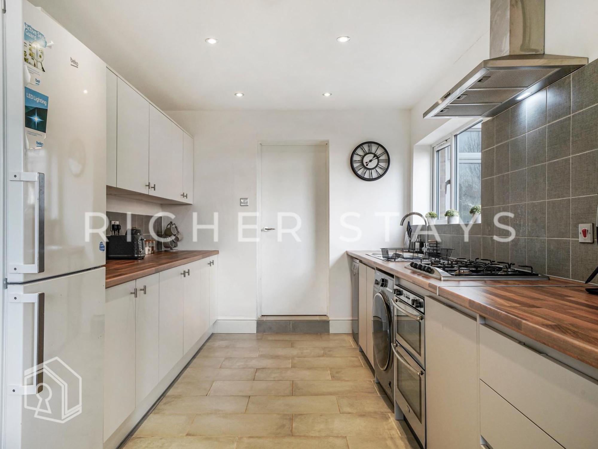 Watford Large 5Br Home - Contractors & Families 외부 사진